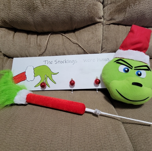 Grinch Set - Picture 2 of 2